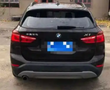 2017年10月的宝马x1（华晨），黑色，跑了4.8万公里，